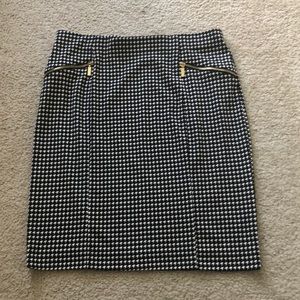 Alfani Women’s skirt with zippers